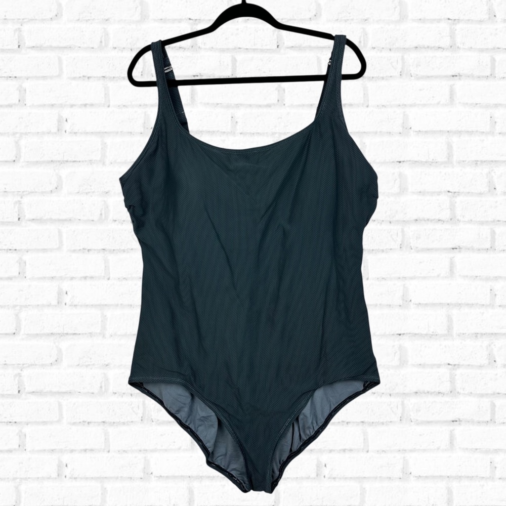 Time and Tru Honeycomb Pattern Scoop Back One Piece Swimsuit Gray Black  3X